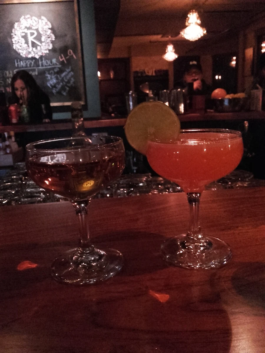 Cocktail Happy Hour