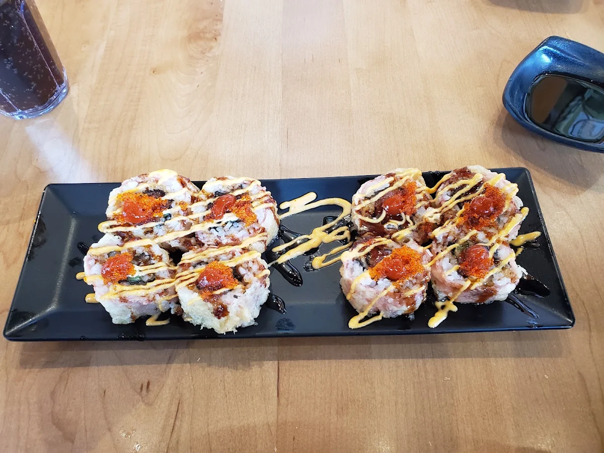 Volcano Roll, Kinjo Sushi & Grill Westhills
