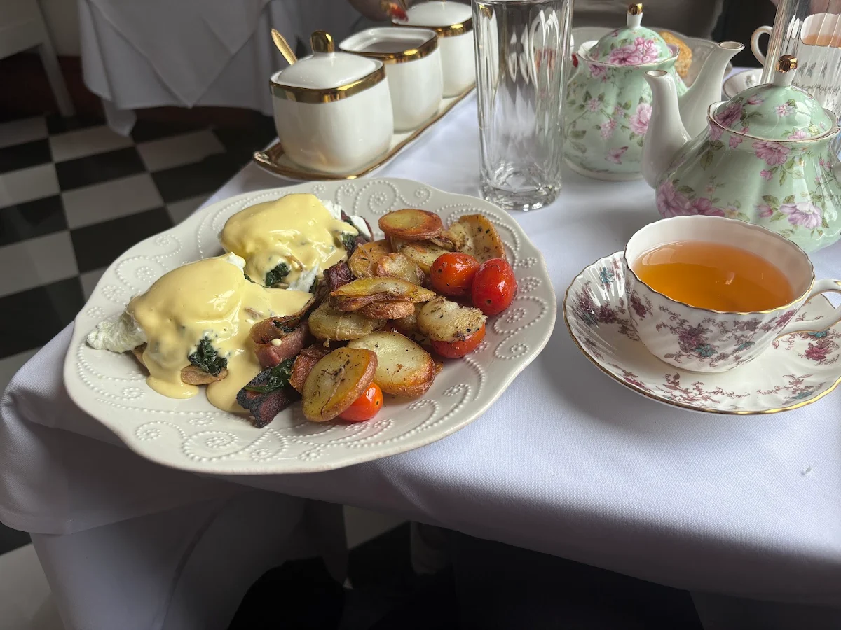 Eggs Benedict Tea