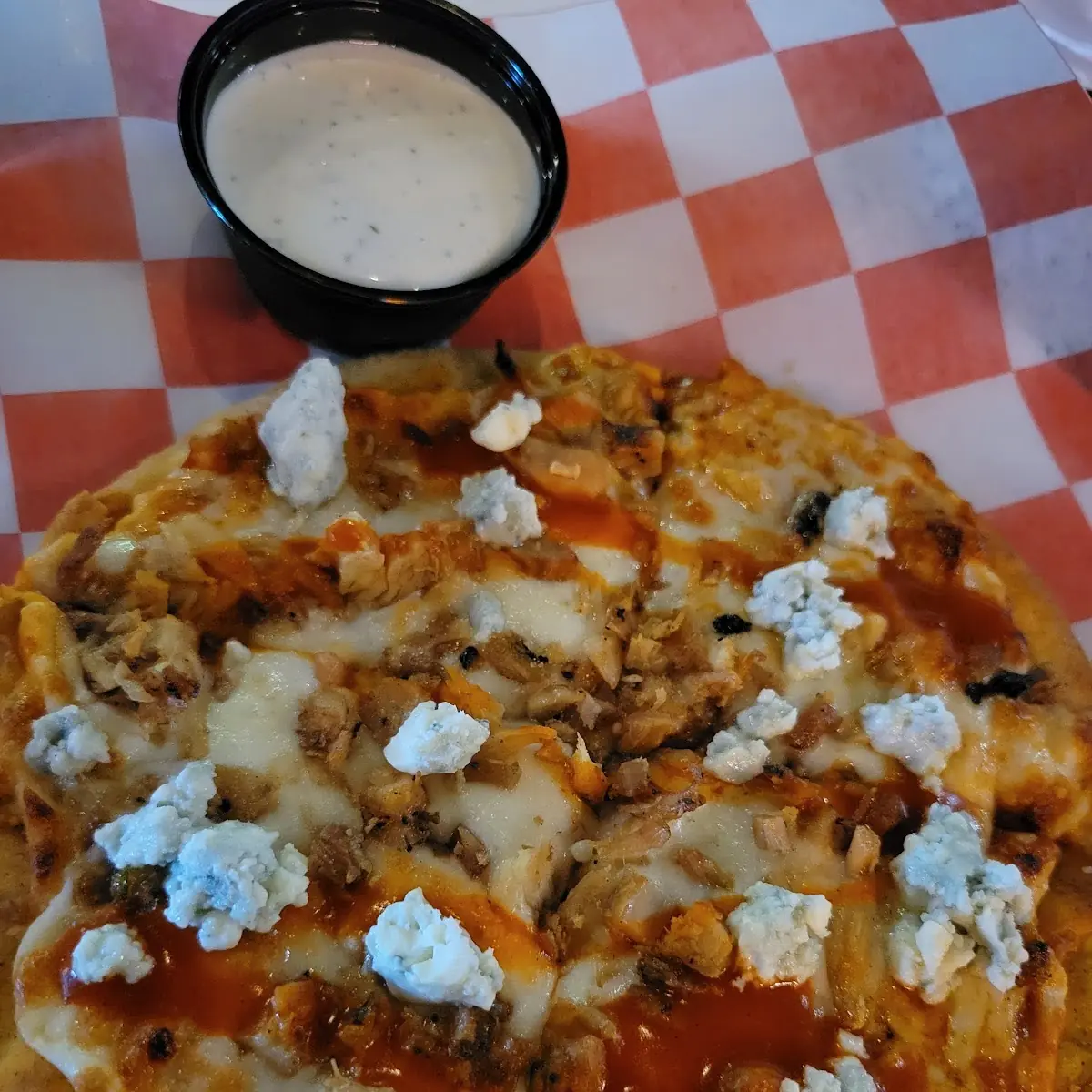 Buffalo Chicken Pita Pizza
