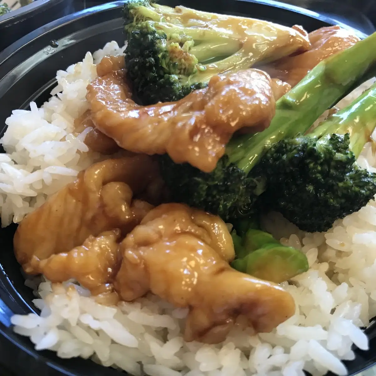 Chicken with Sauteed Chinese Broccoli