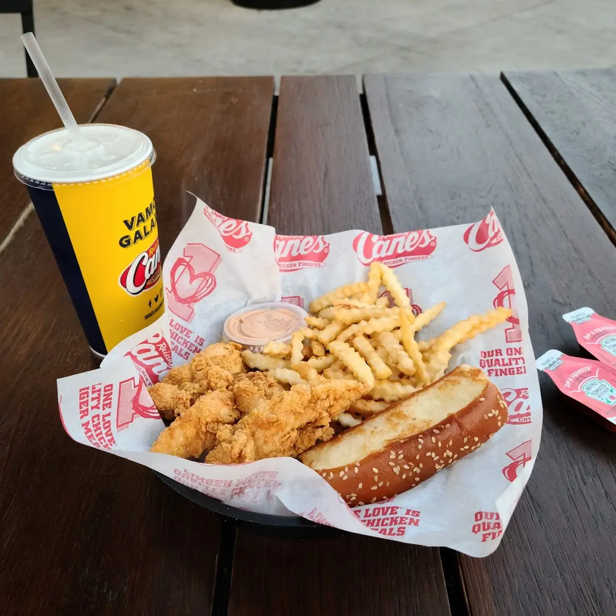 The Box Combo 4pc Chicken Tenders
