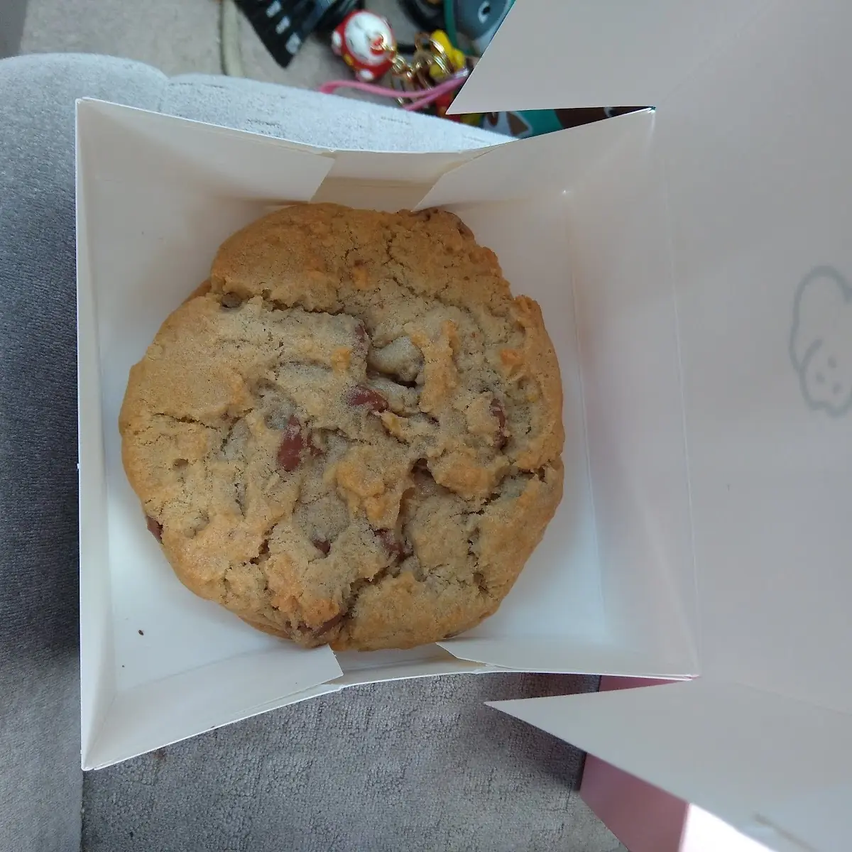 Chocolate Chip Cookie