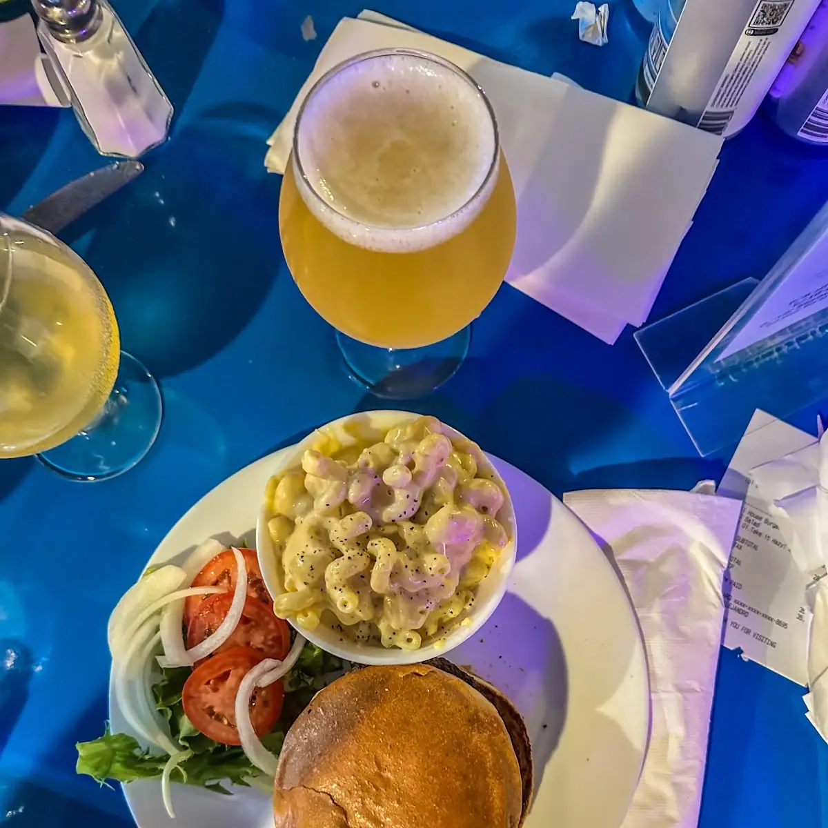 Burger with Mac and Cheese
