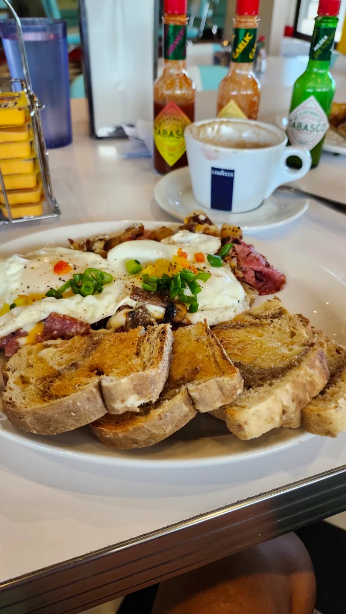 mtl Smoked Meat Hash