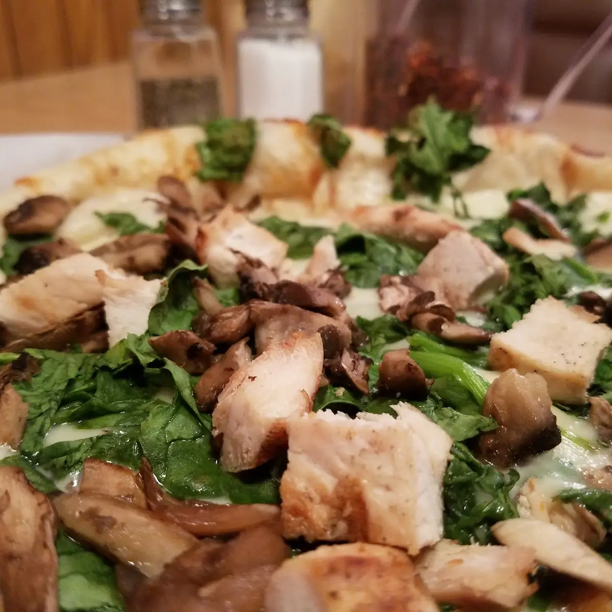 Chicken Alfredo Pizza