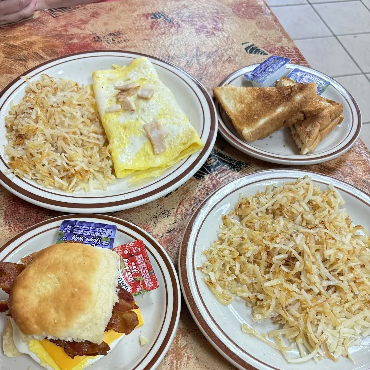 Smoked Sausage Breakfast w Hash Browns
