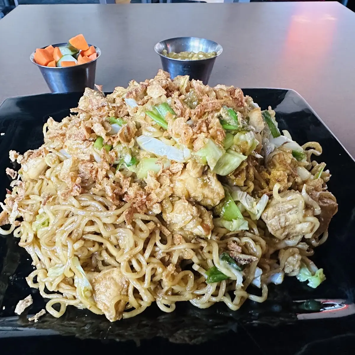 Fried Noodles Chicken