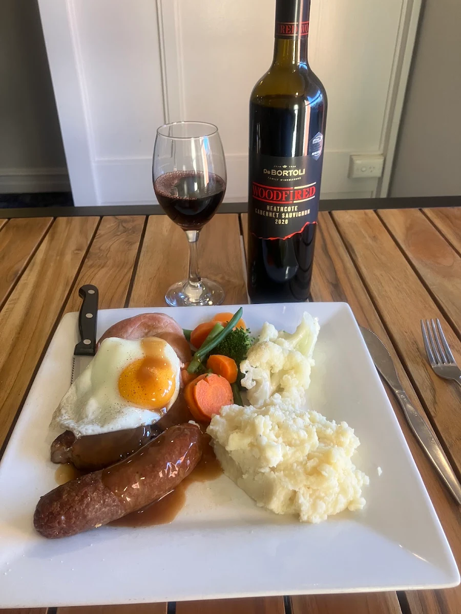 Mixed Grill, Maldon Hotel