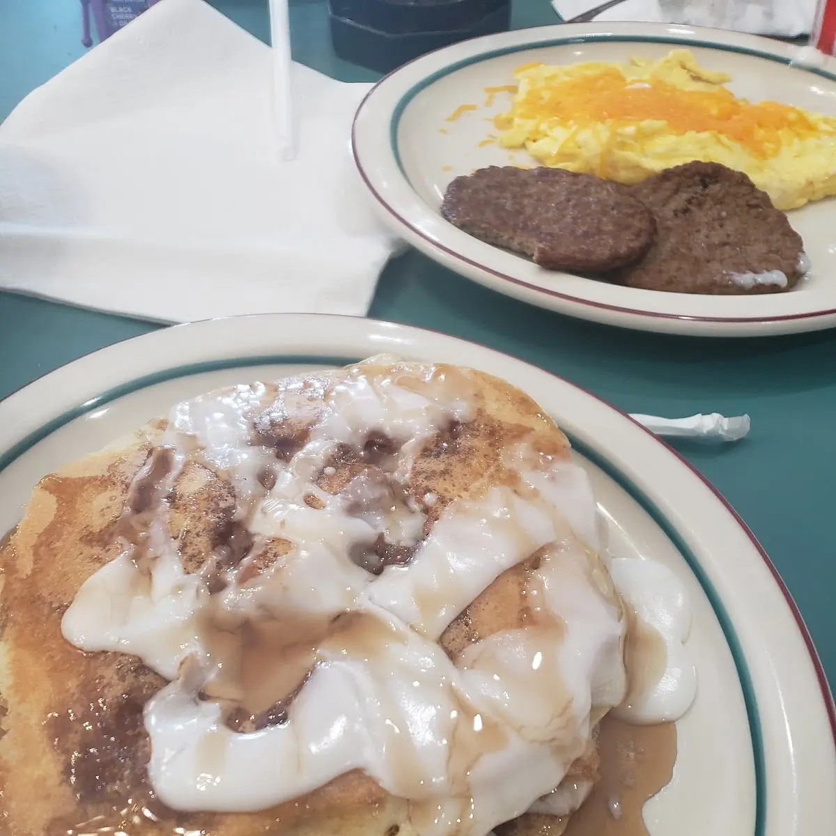 Cinnamon Bun Pancakes