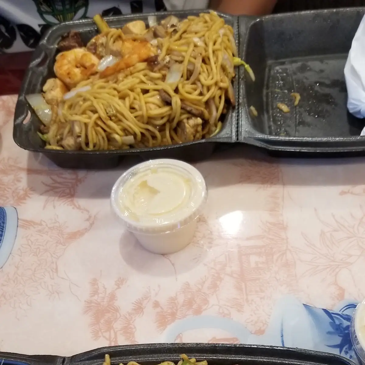 House Lo Mein