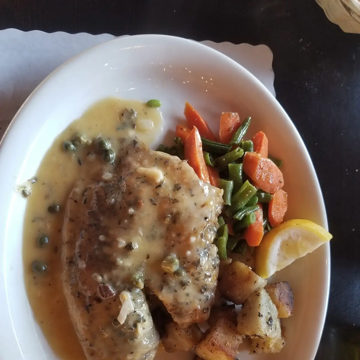 Pesce Bianco Al Limone E Capperi