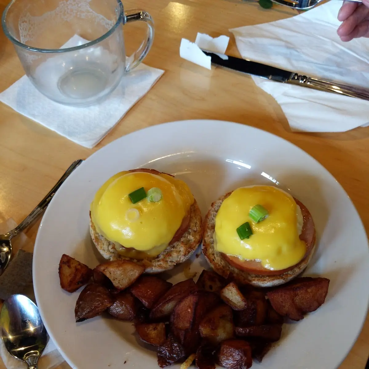 Eggs Benedict