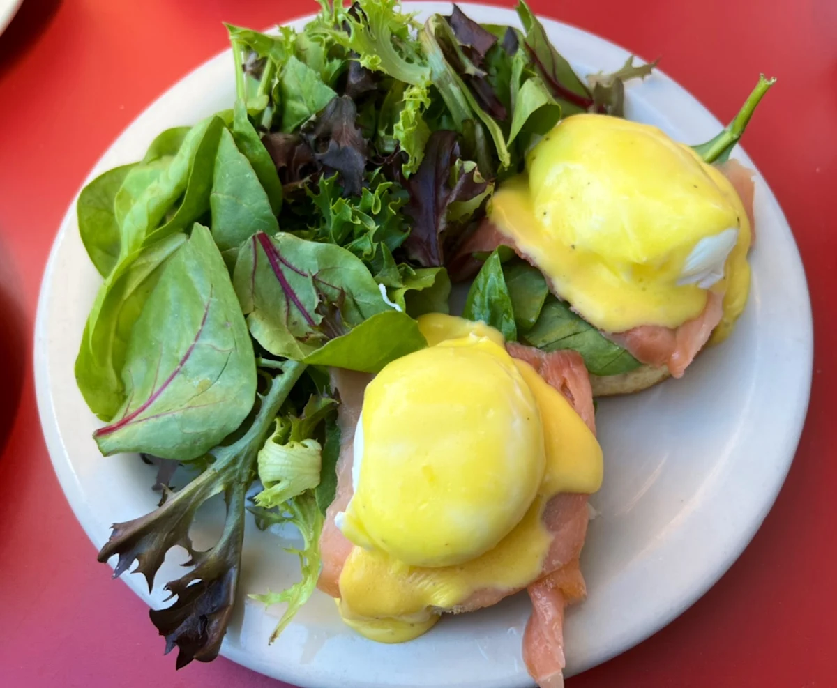 Eggs Benedict