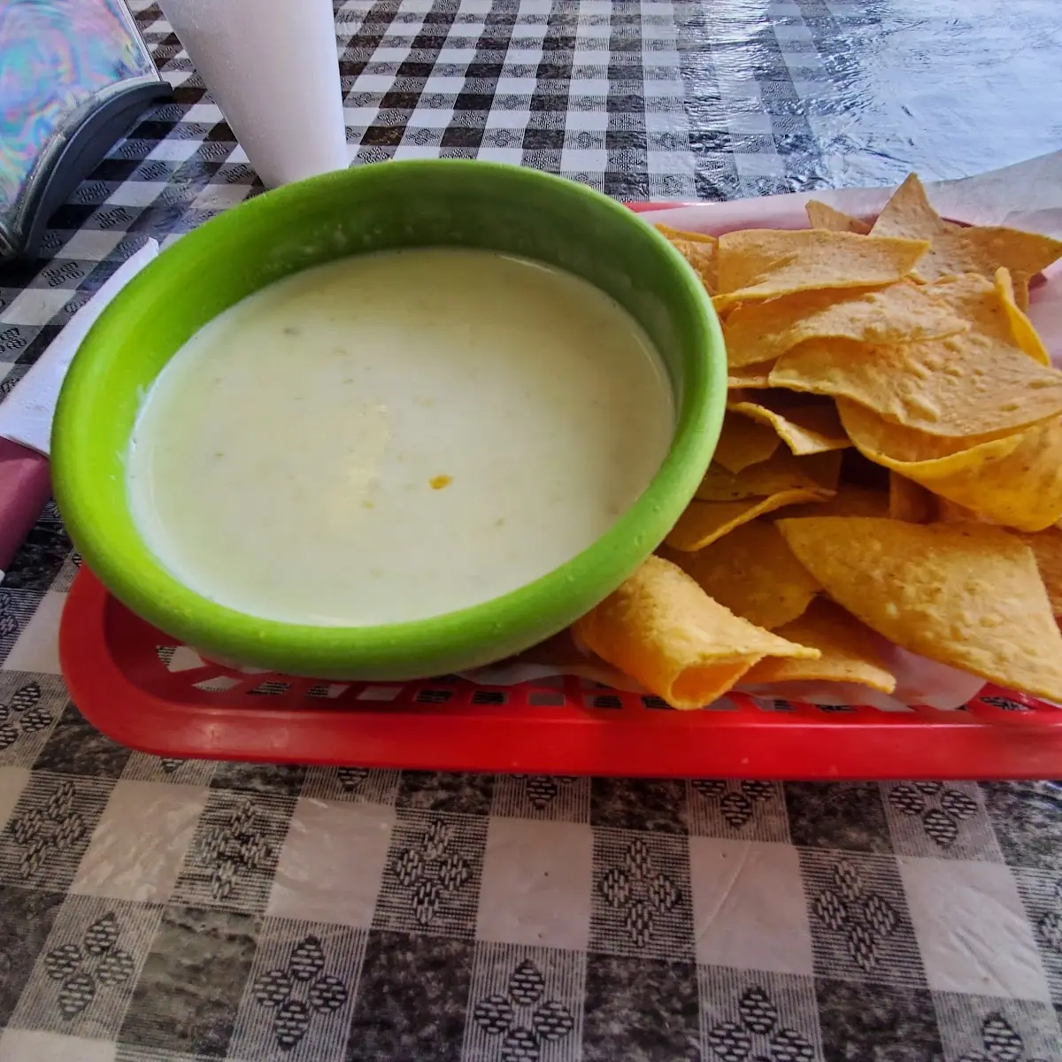 Chips & Queso