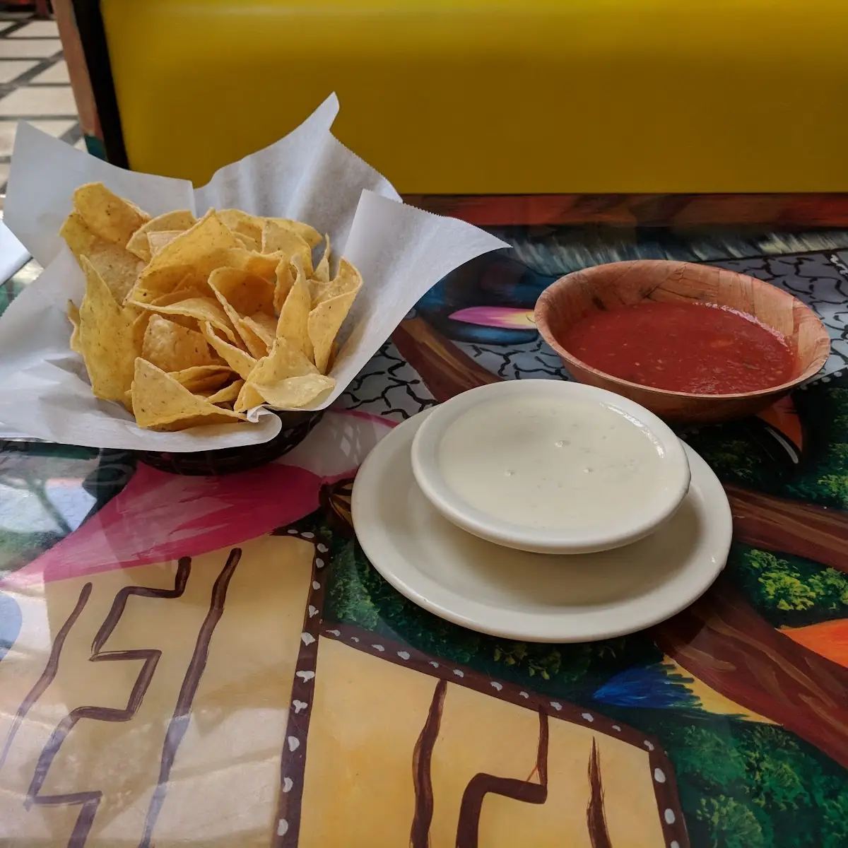 Chips Queso and Salsa