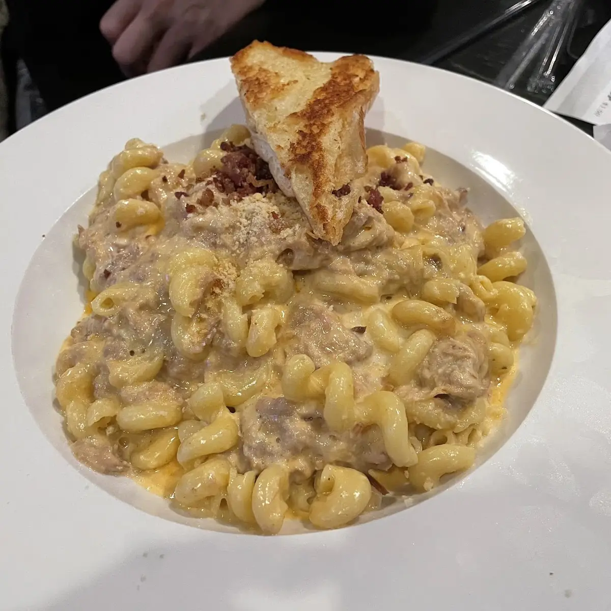 Pulled Pork Mac N Cheese
