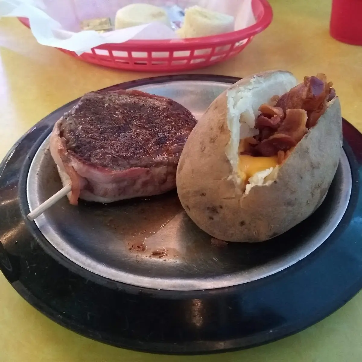 Filet w Loaded Baked Potato