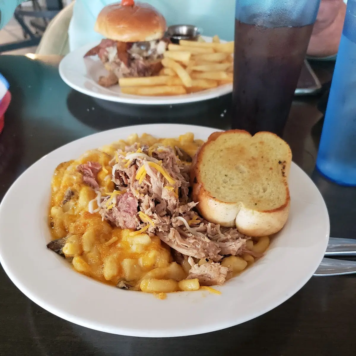 Mac and Cheese with Pulled Pork