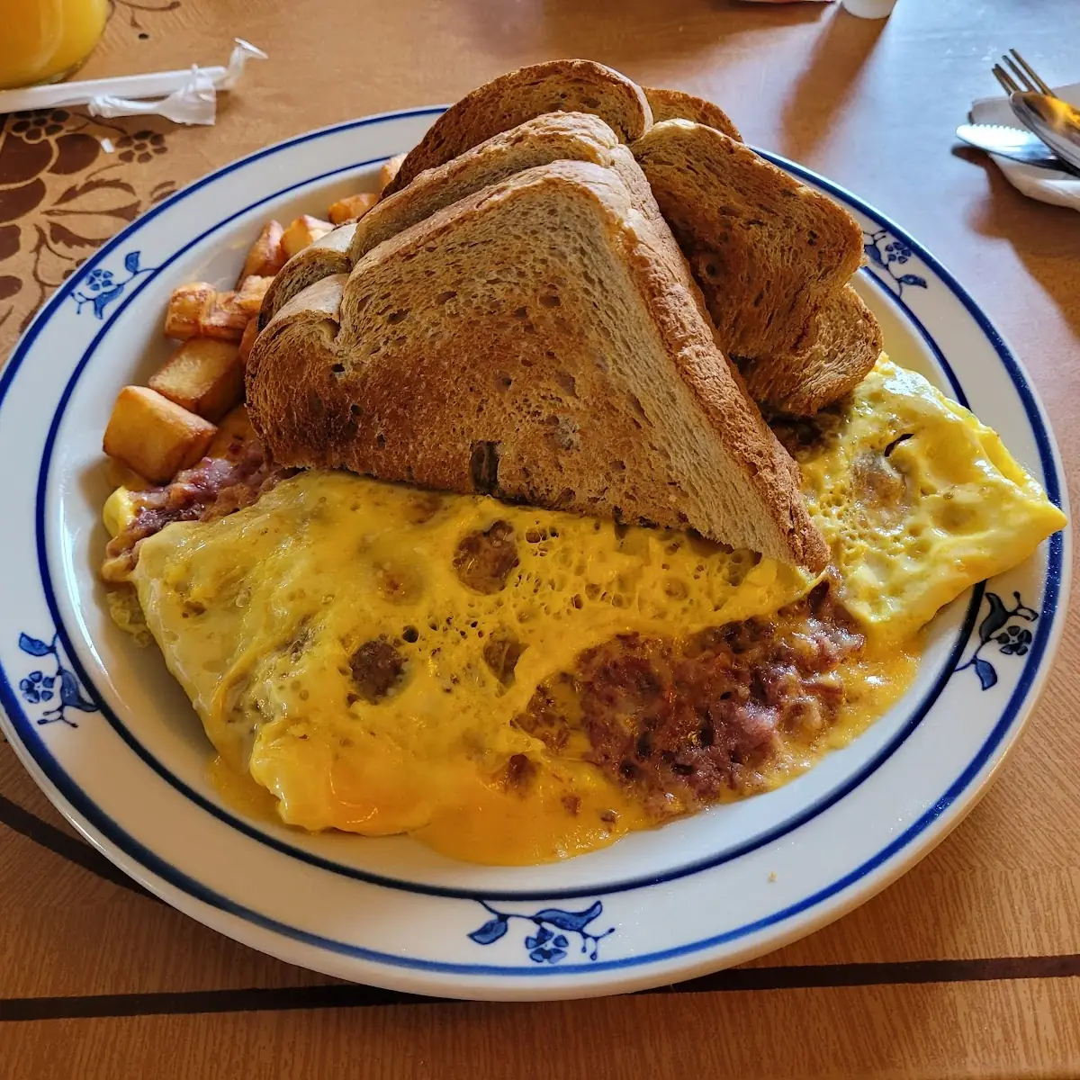 Corned Beef Hash and Cheddar Omelette
