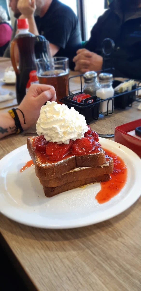 French Toast with Strawberry