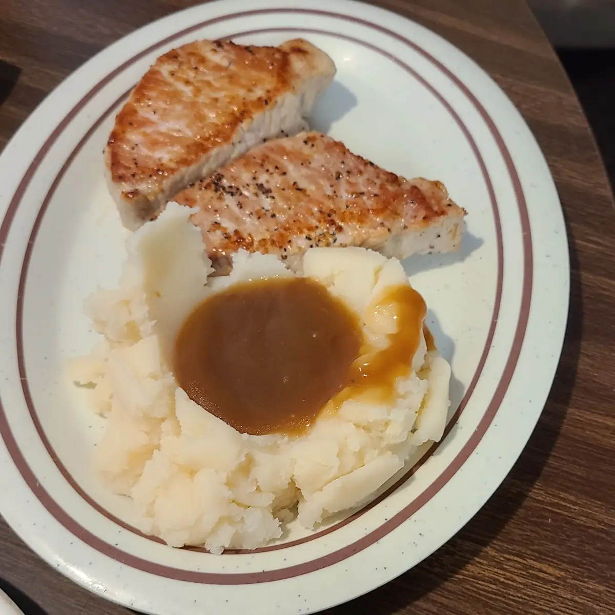 Mashed Potatoes with Gravy