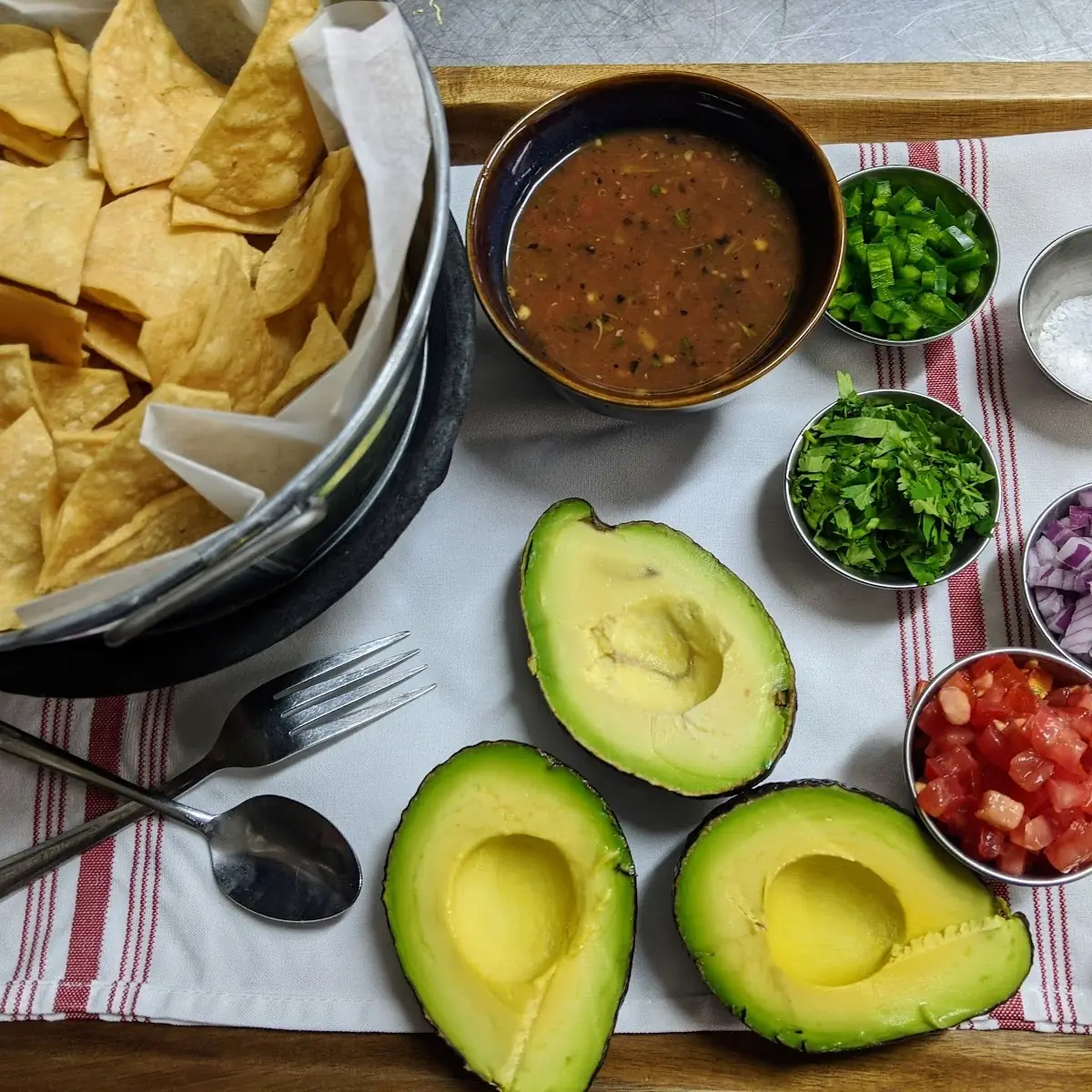 Table Side Guacamole