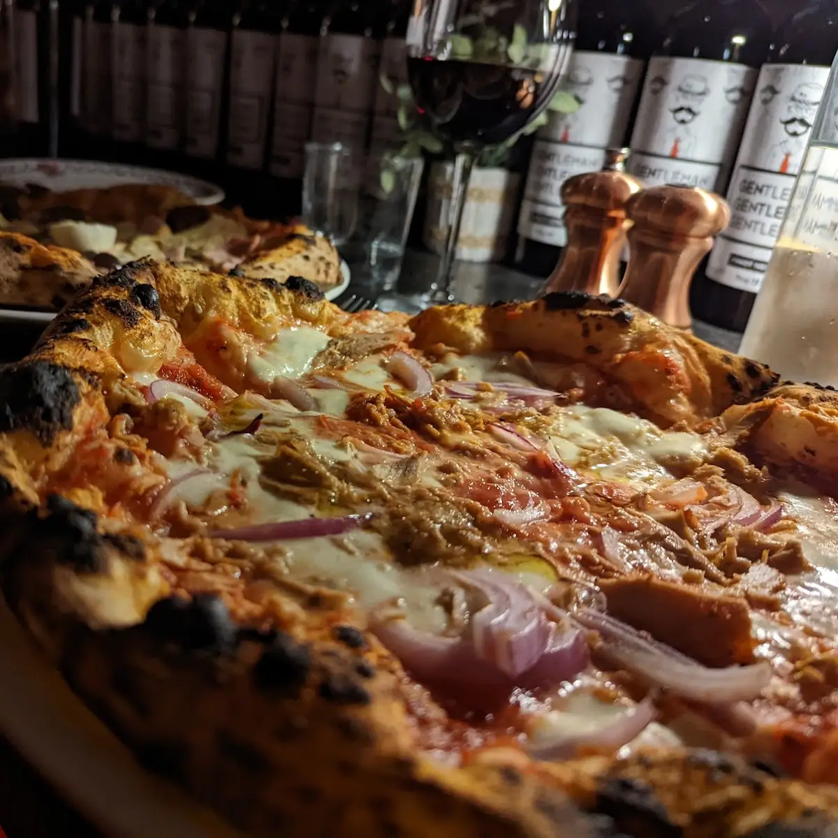 Pizza Tonno