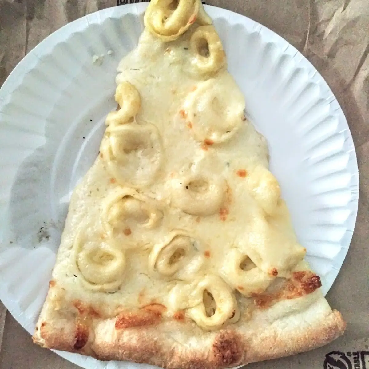 Tortellini Alfredo Pizza