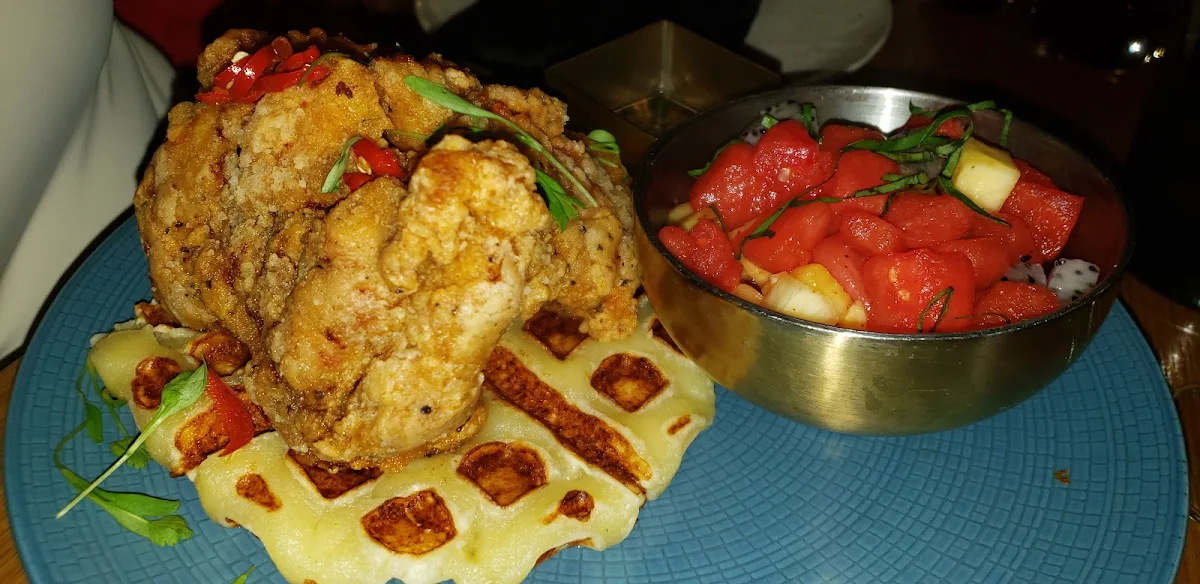 Fried Chicken & Waffle