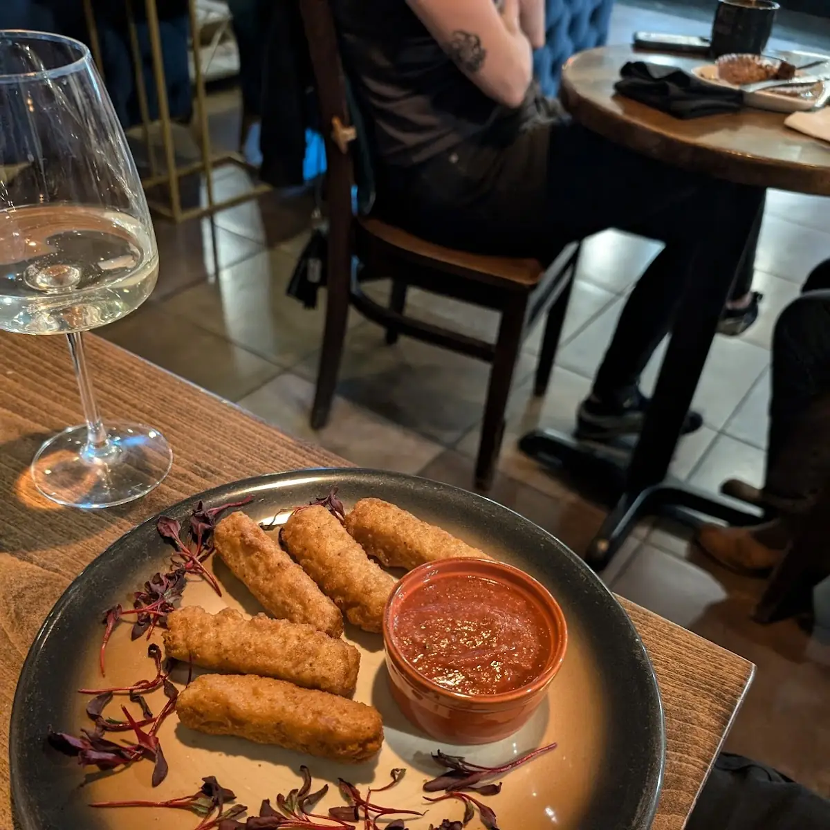 Mozzarella Cheese Sticks 6 Piece