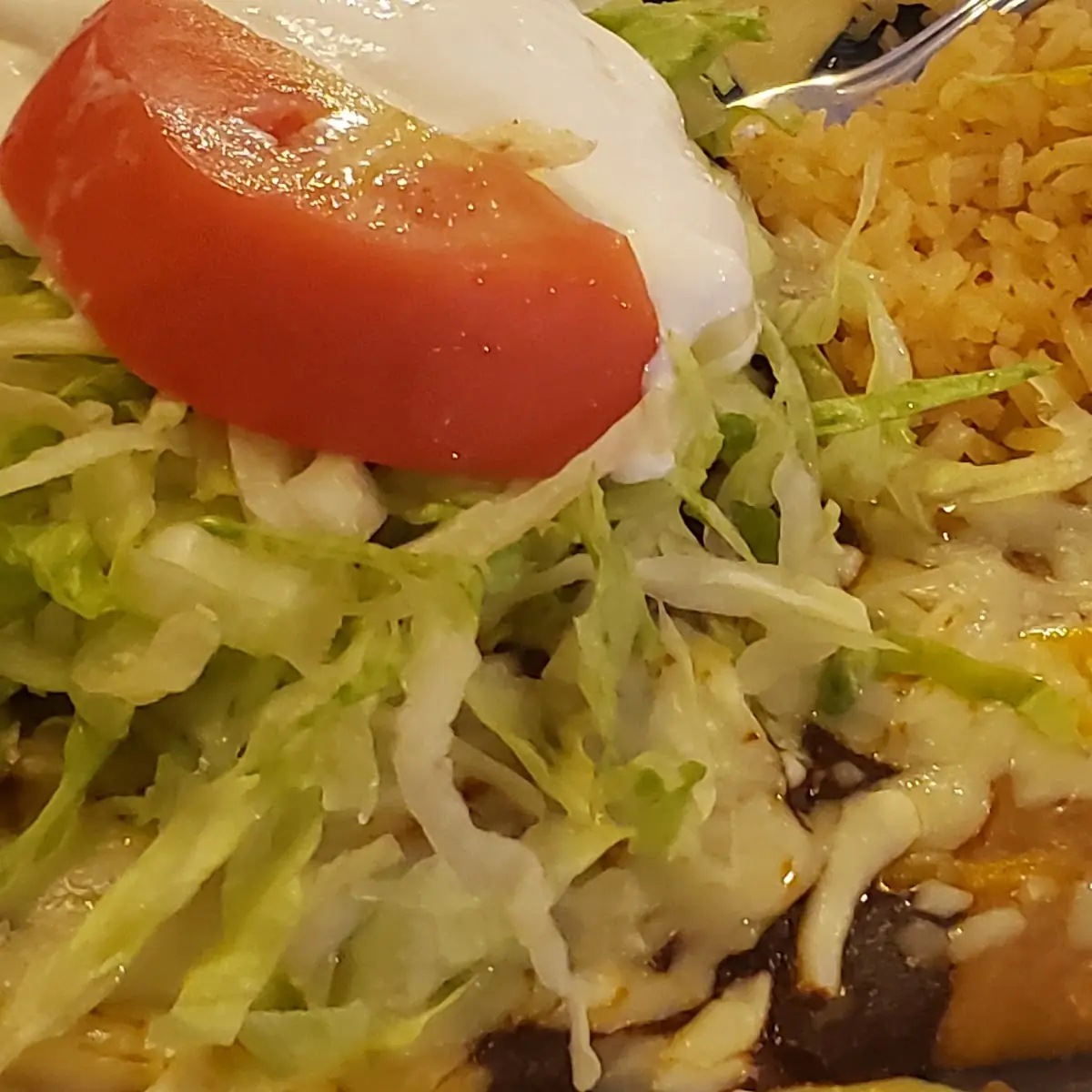 Lunch Special 5 with Chips and Salsa and Unsweetened Iced Tea