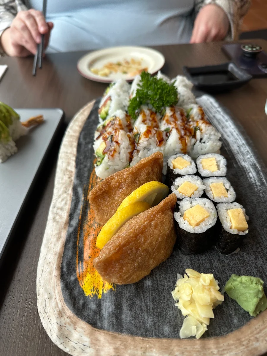 Highlights, Sushi by the Cove