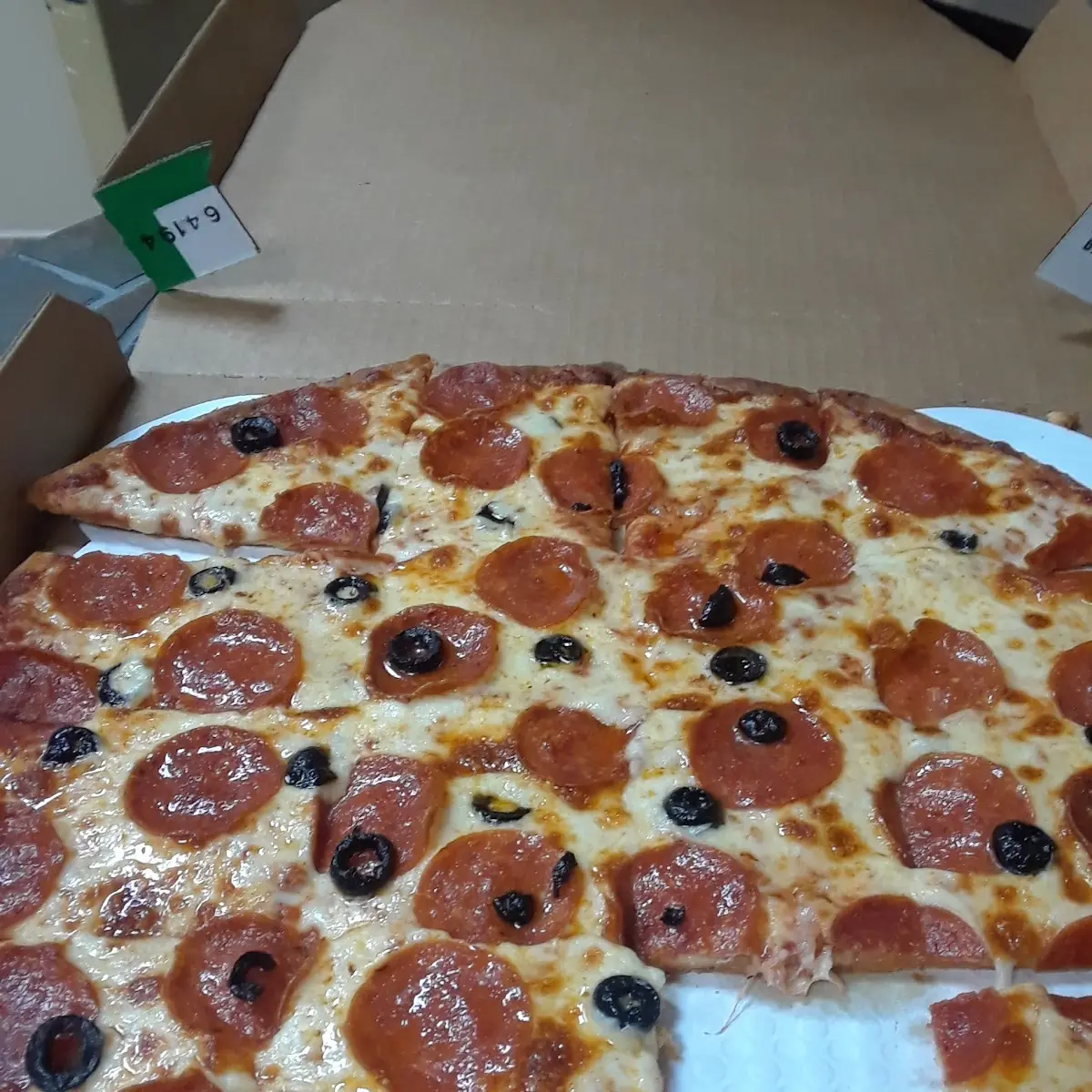Thin Crust Pepperoni and Black Olive