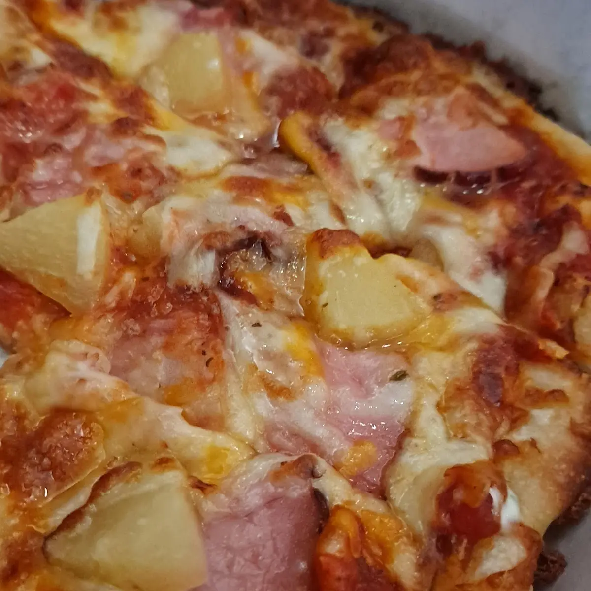 Hawaiian Pizza