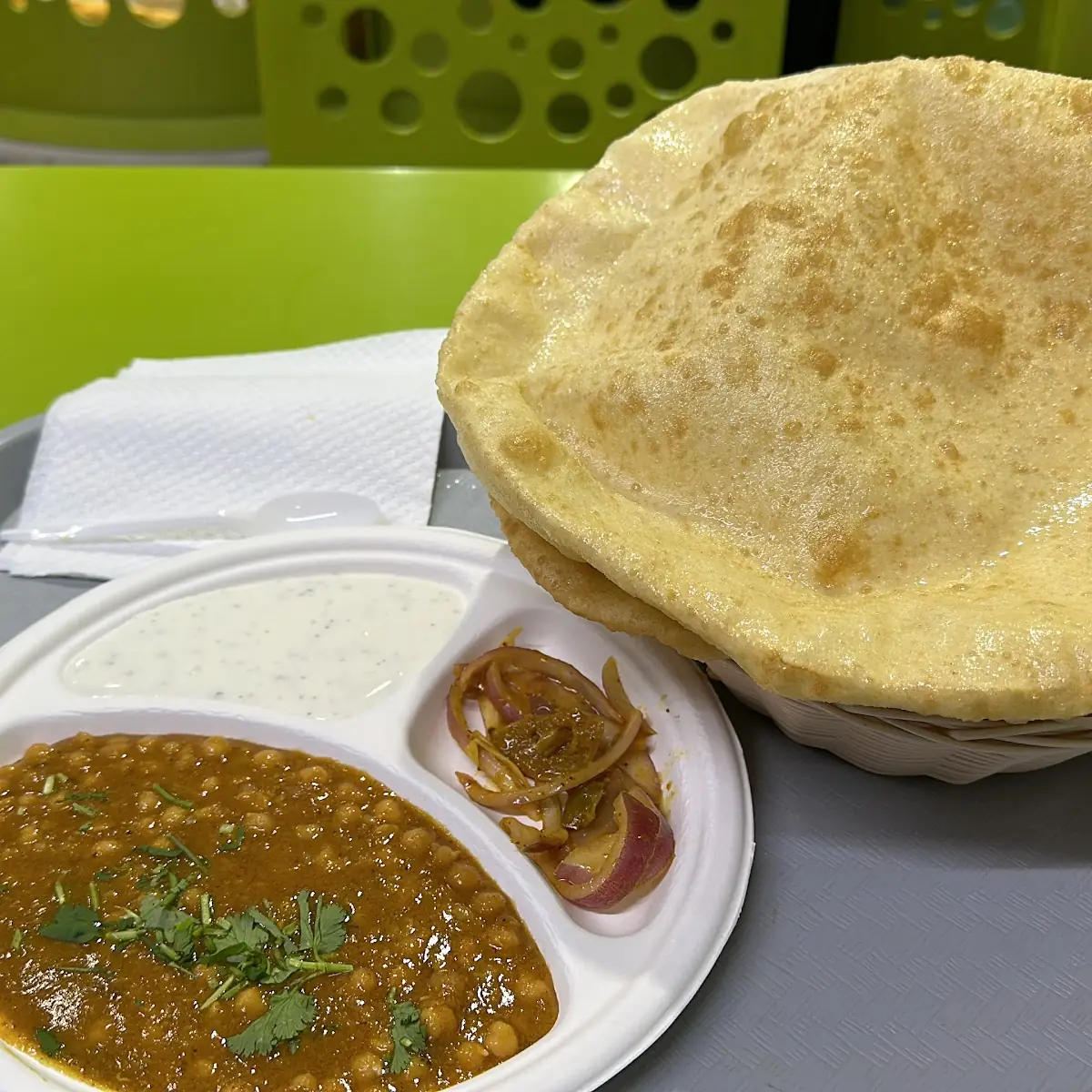 Chhole Bhatura