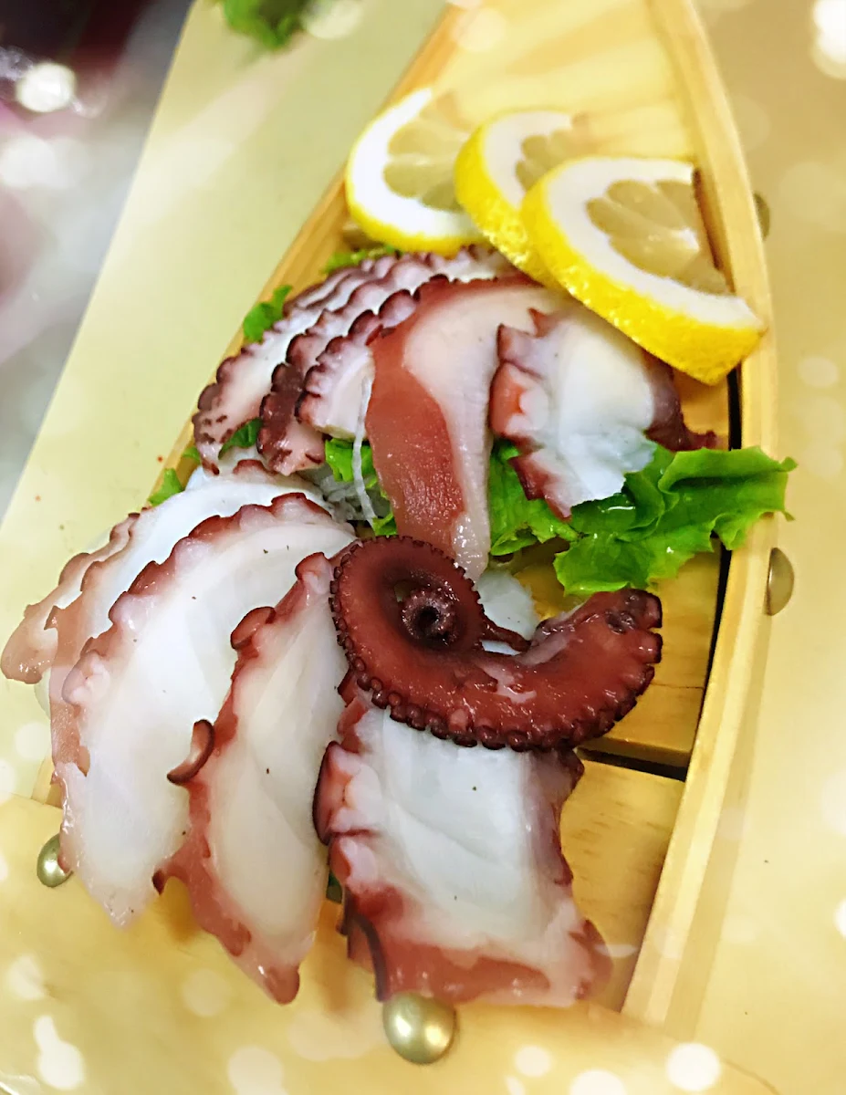 Tako Sashimi Octopus 10 Pieces
