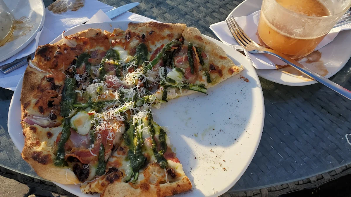 Pizza Chick, Chino's Bistro
