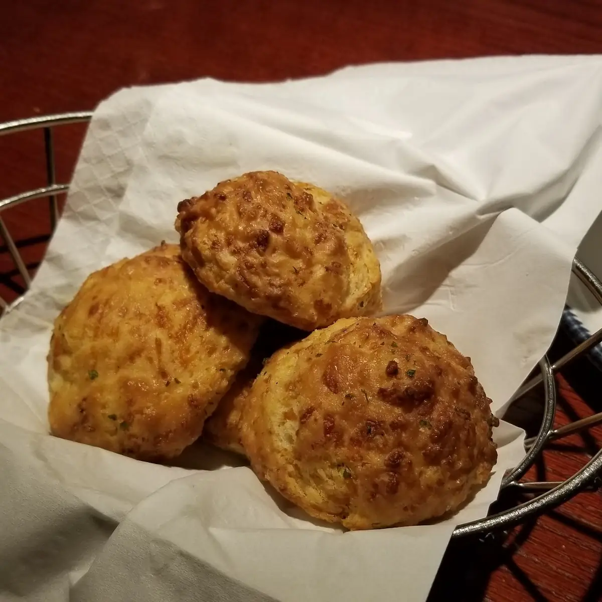 Endless Chowder Salad & Cheddar Bay Biscuits
