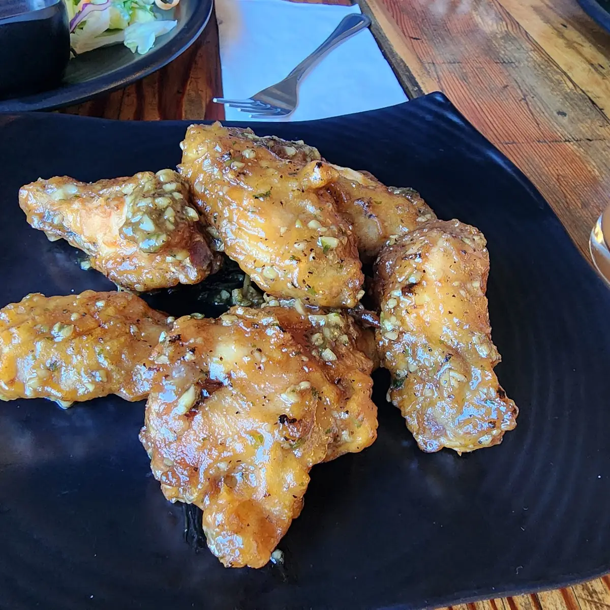 Spicy Garlic Chicken Wings