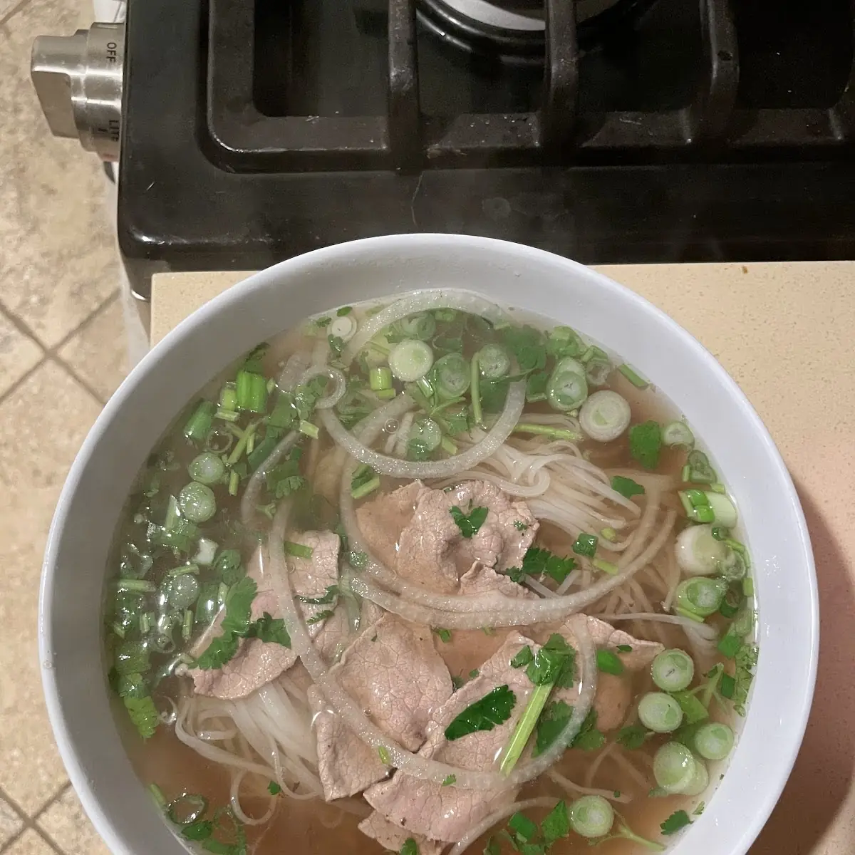 Pho Tai Nam Gan Gan Sach
