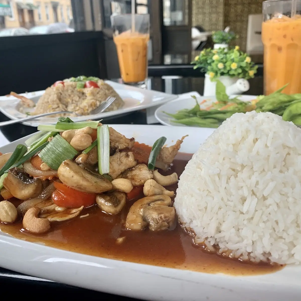 Cashew Chicken