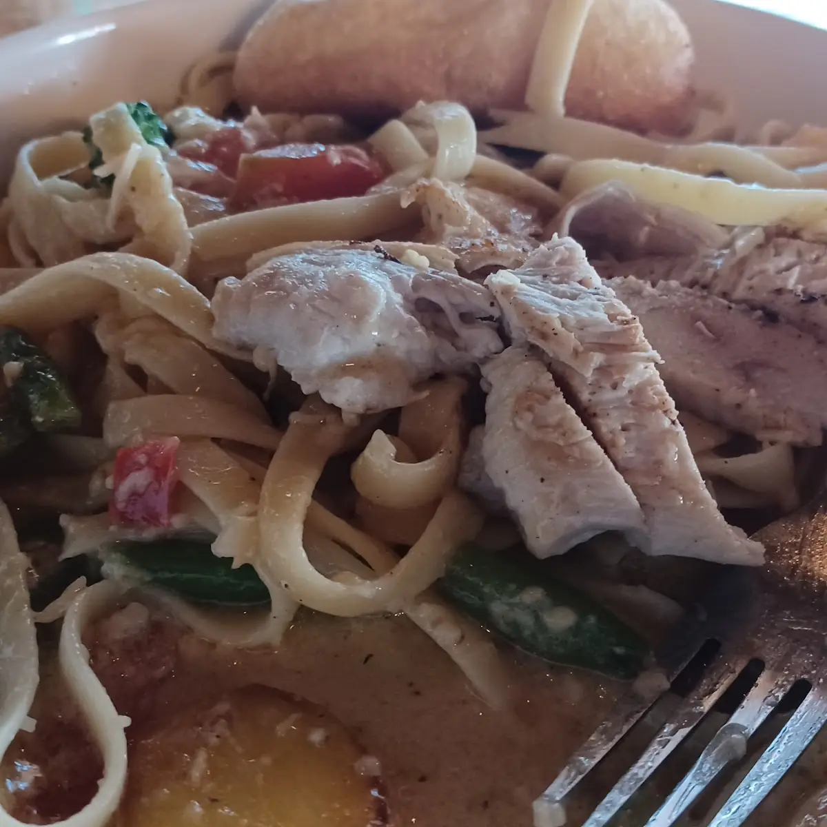 Fettucine Chicken Alfredo with Veggies