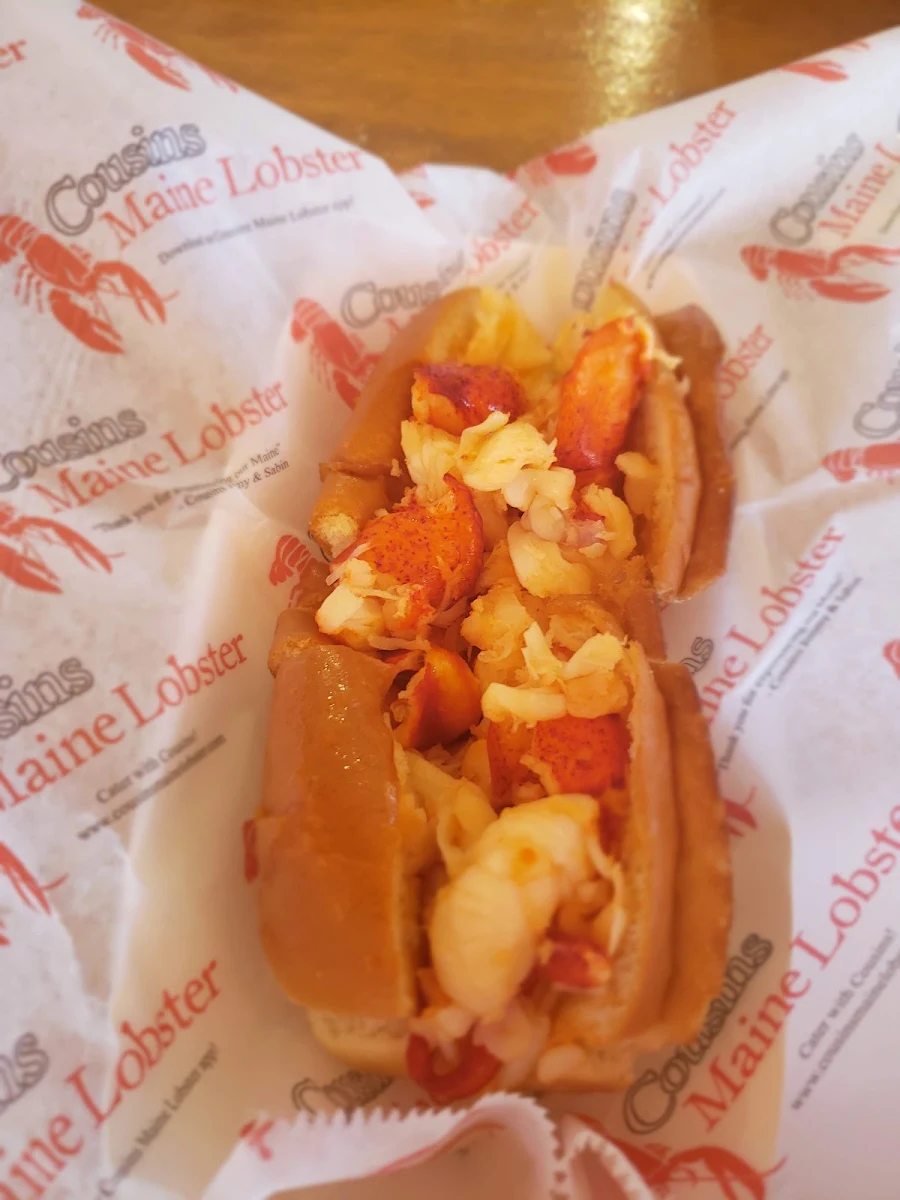 Maine Lobster Roll