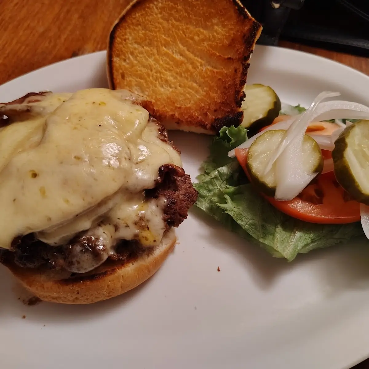 Bacon Cheese Burger w Garlic Pepper Cheddar