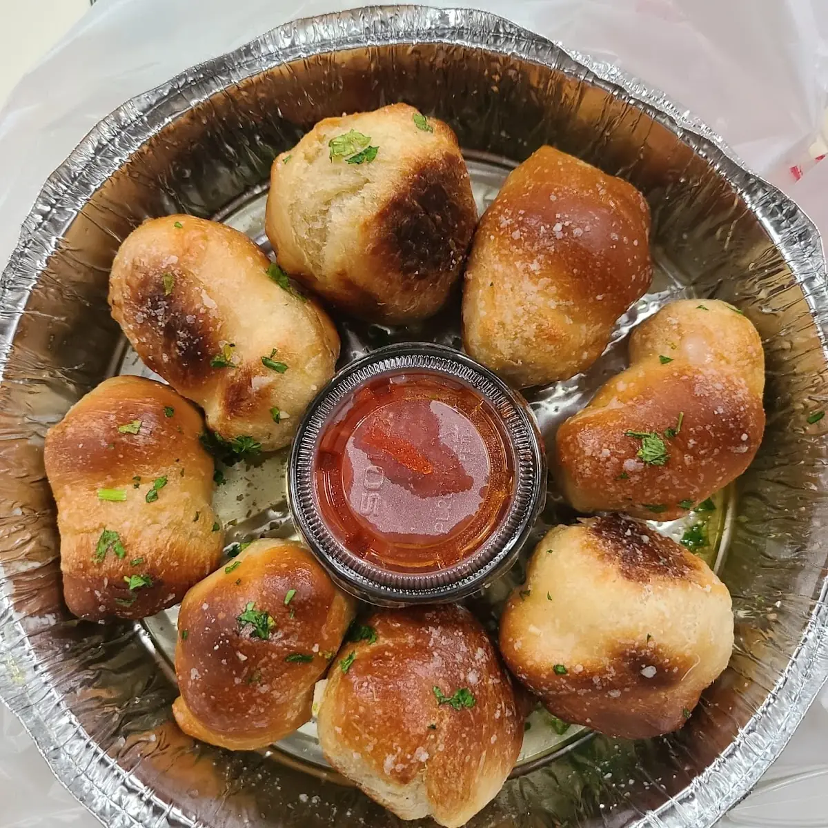 Garlic Knots with Marinara Sauce