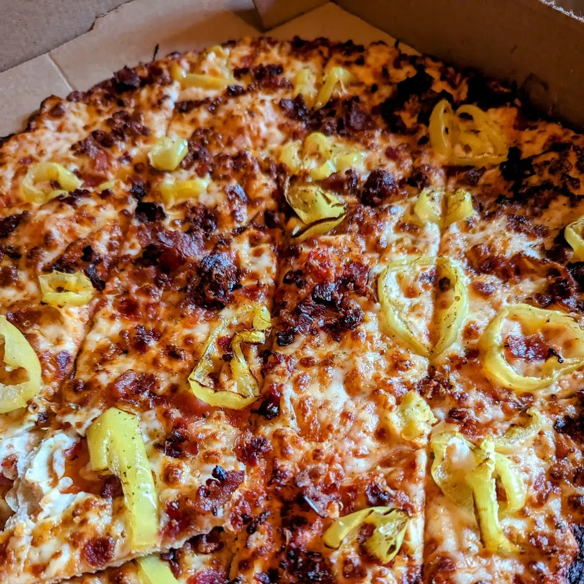 Bacon Banana Pepper Thin Crust Cheese Pizza