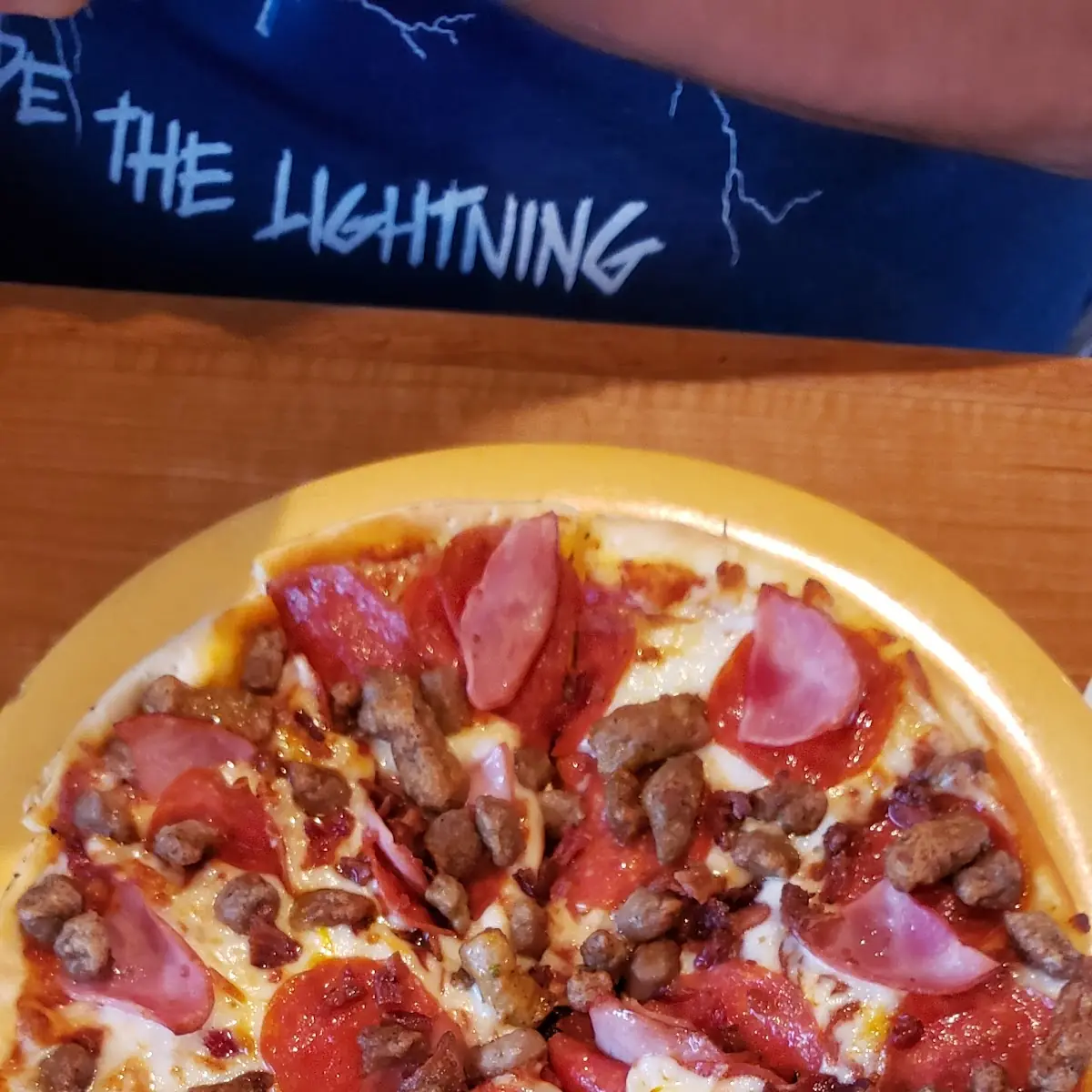 6 Meat Pizza