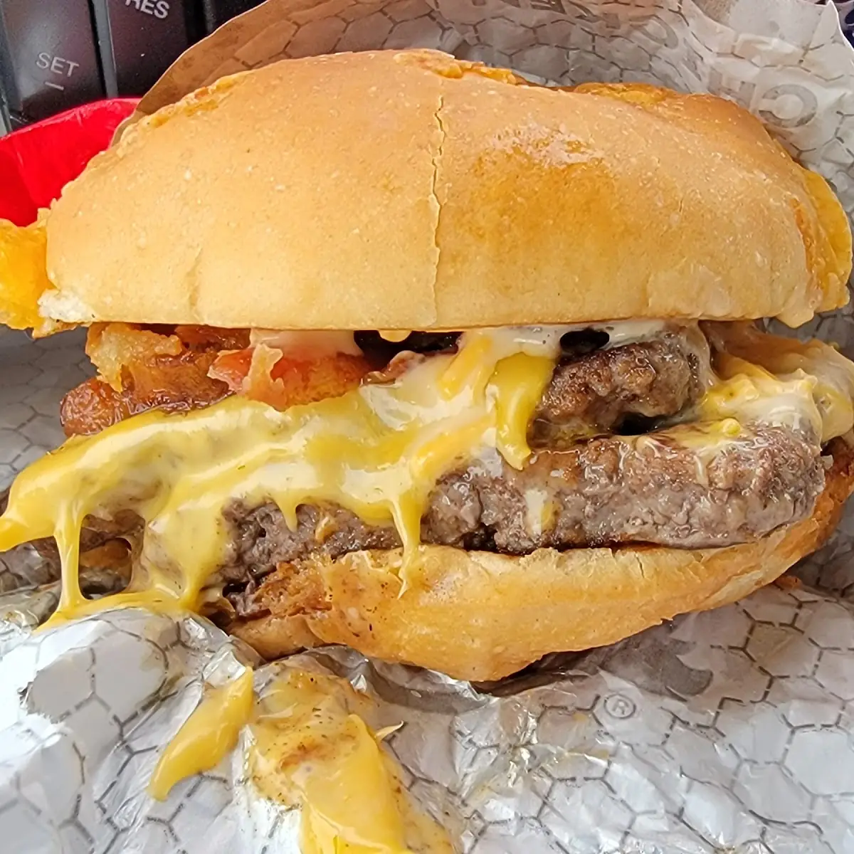 Big Bacon Cheddar Double Cheeseburger