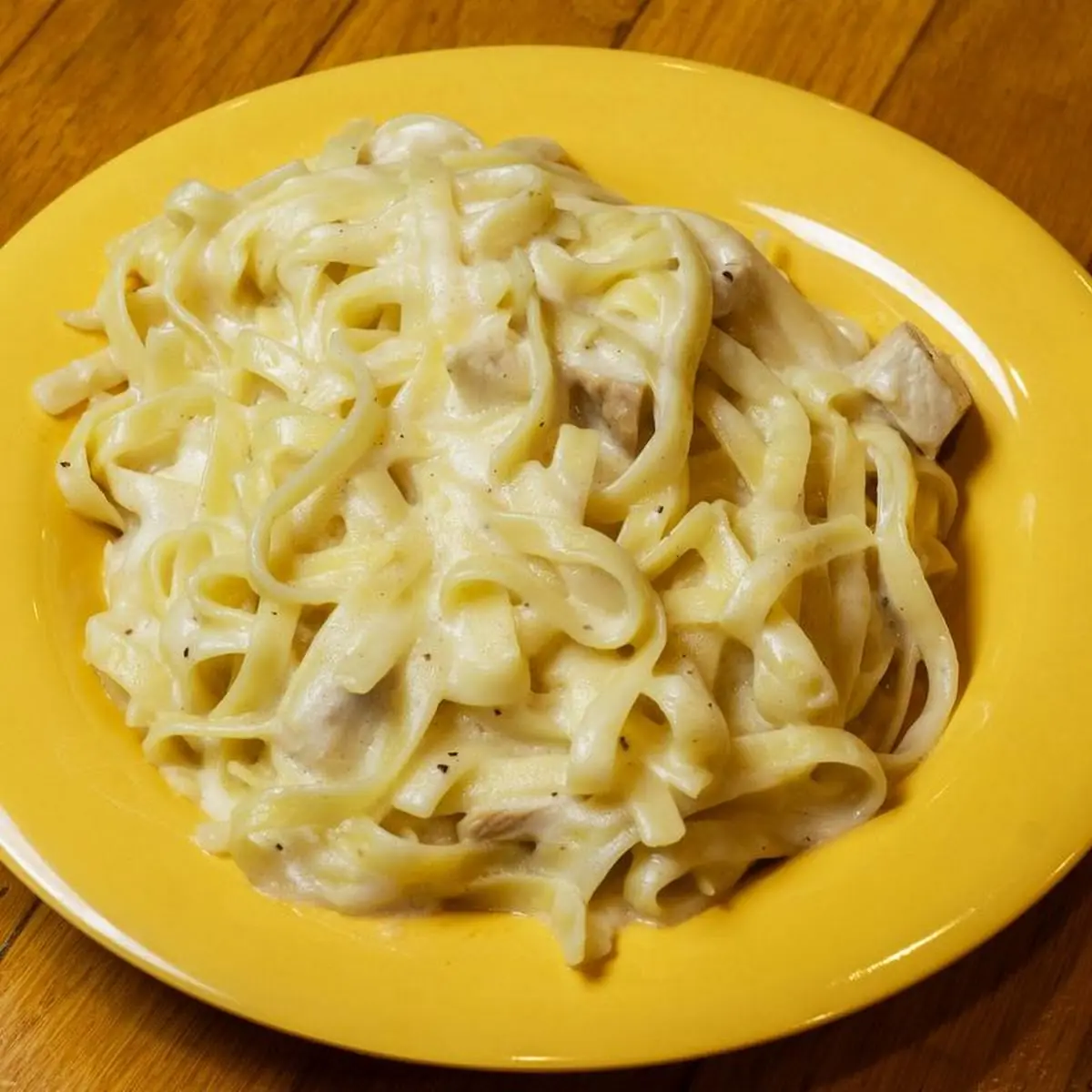 Fettuccine Alfredo